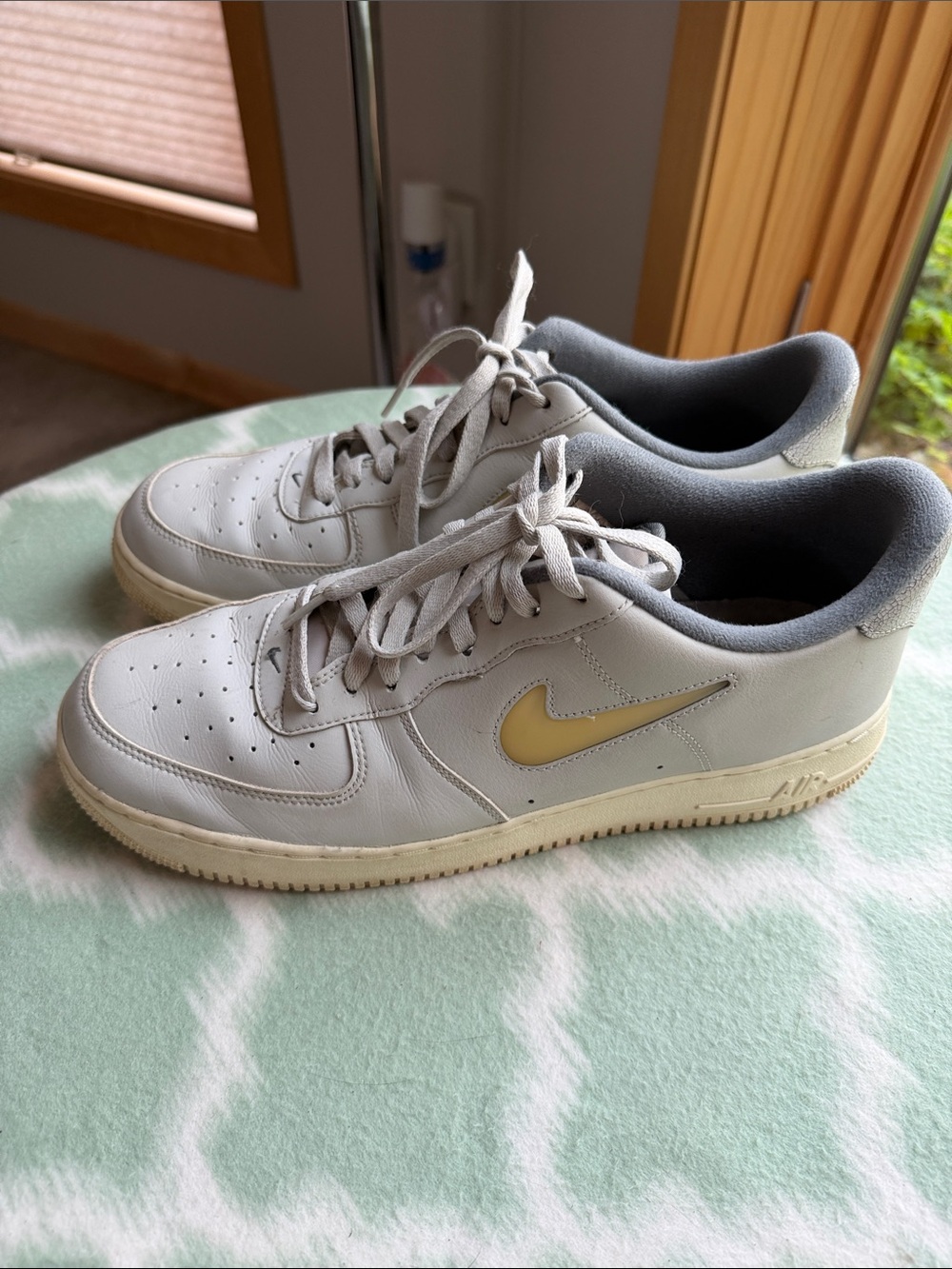 Nike Air Men’s Size 13 White Sneakers with Yellow Swoosh and Gray Lining